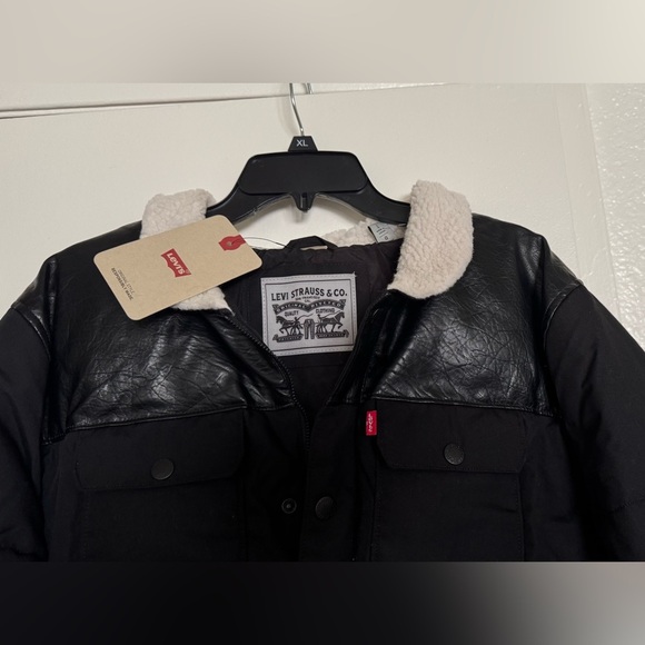 MENS LEVIS QUILTED WOODSMAN PUFFER JACKET LARGE BLACK NWT - Picture 3 of 10